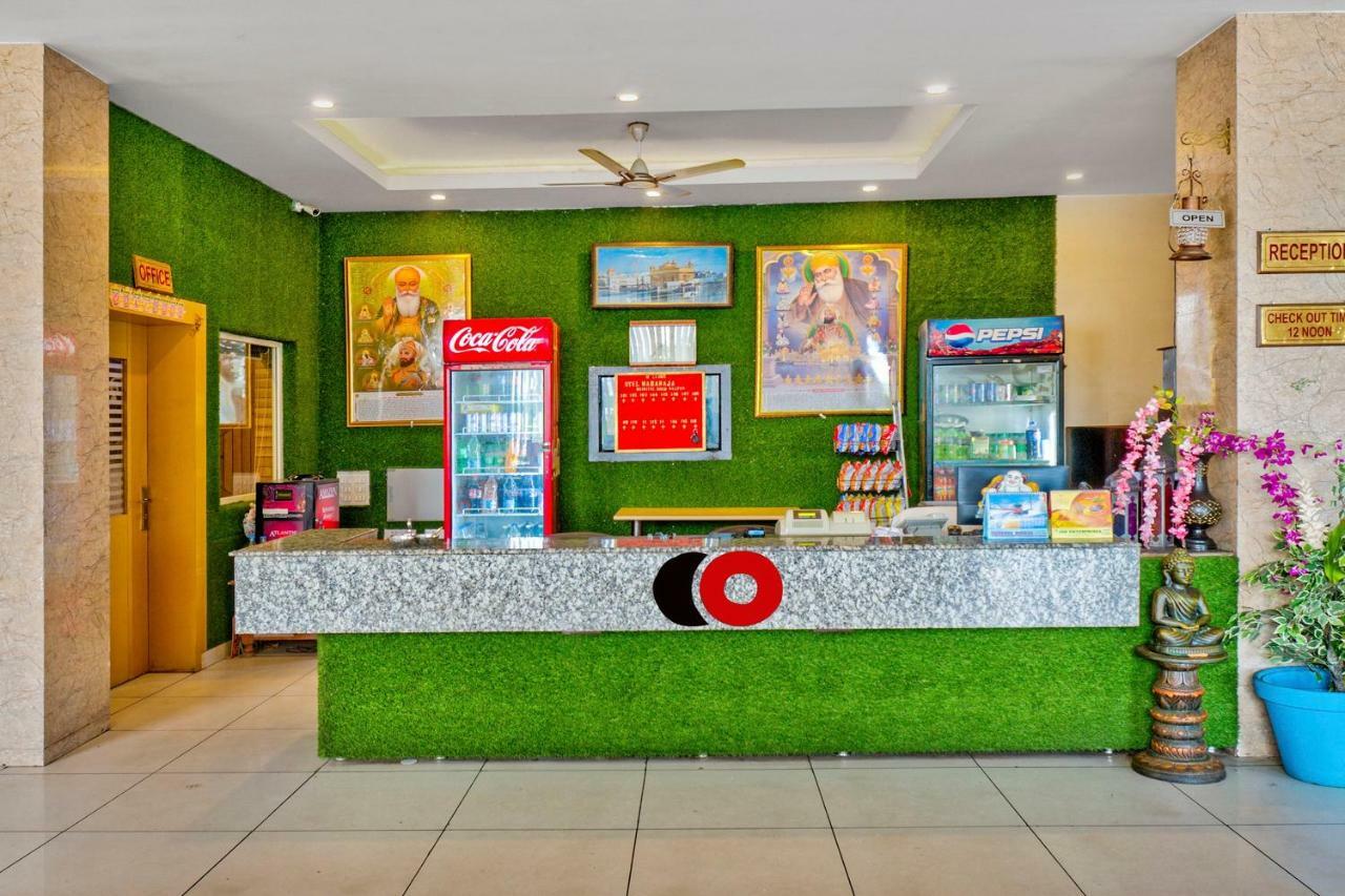 Capital O 40833 Maharaja Hotel & Restaurant Kashipur Extérieur photo