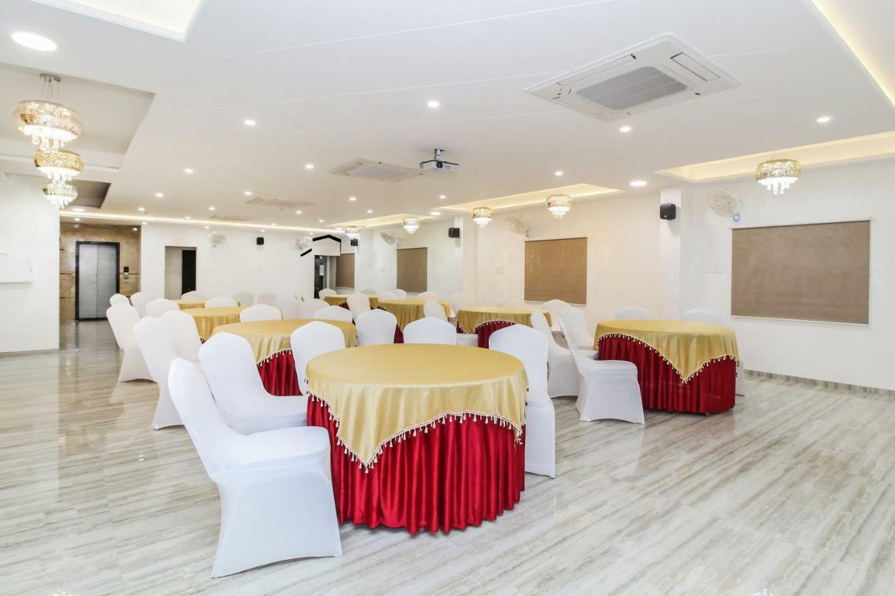 Capital O 40833 Maharaja Hotel & Restaurant Kashipur Extérieur photo